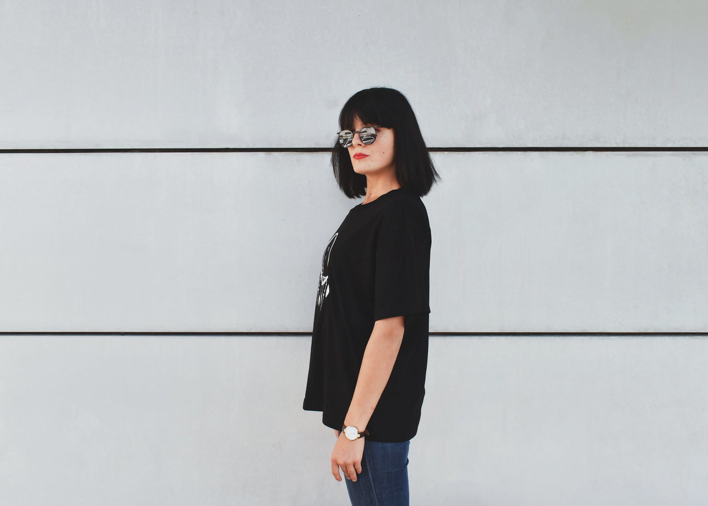 Black Dream Catcher T-Shirt, Round Neck, Drop Shoulder - Cosmic Hippos