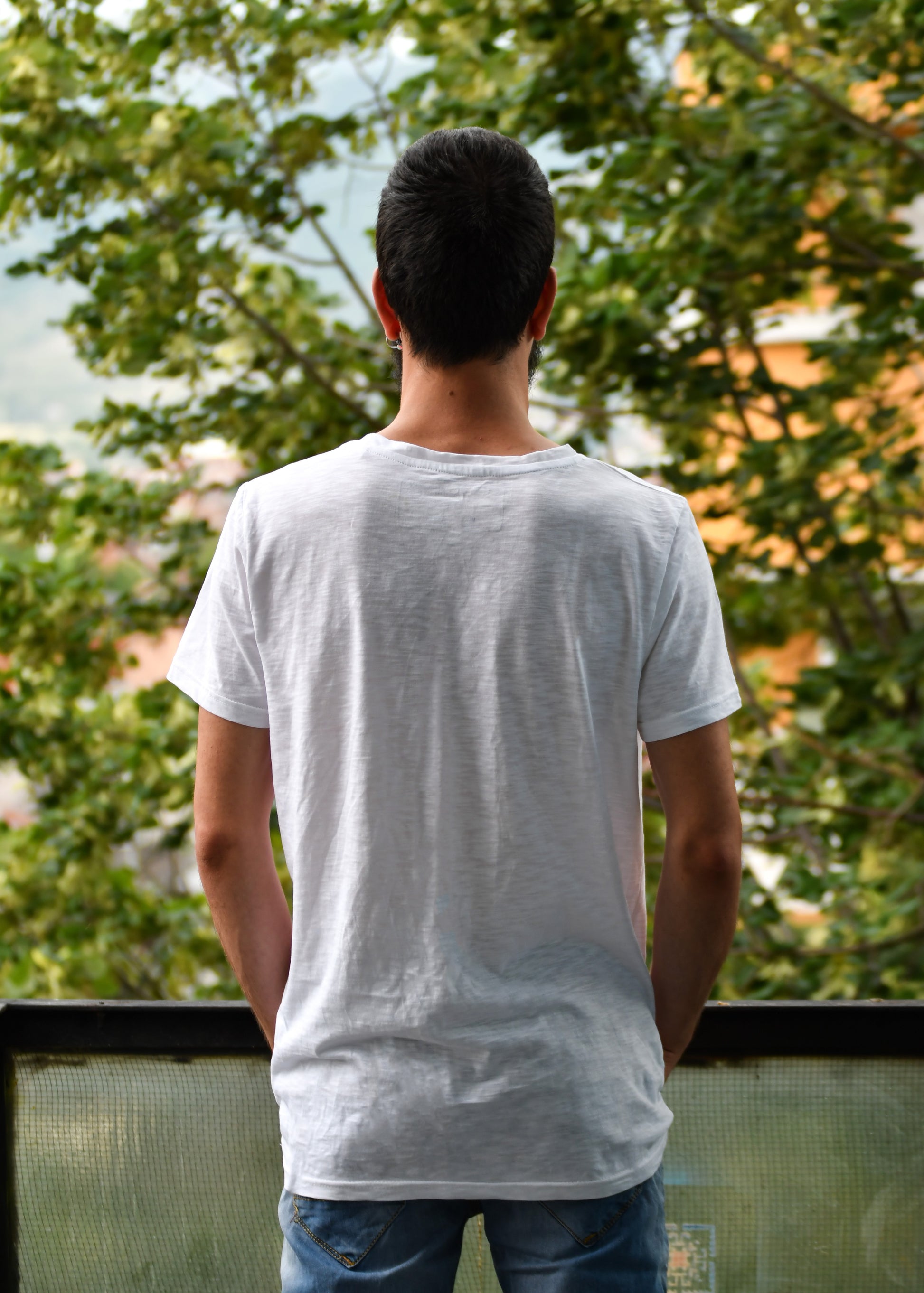 Basic White (Slub), T-Shirt: Round Neck, Regular Fit - Cosmic Hippos