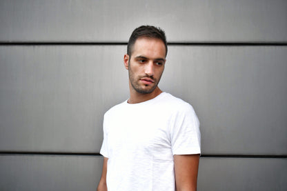Basic White (Slub), T-Shirt: Round Neck, Regular Fit - Cosmic Hippos